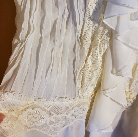 Zacks Ruffle Front Cap Sleeve Top - Picture 5 of 6